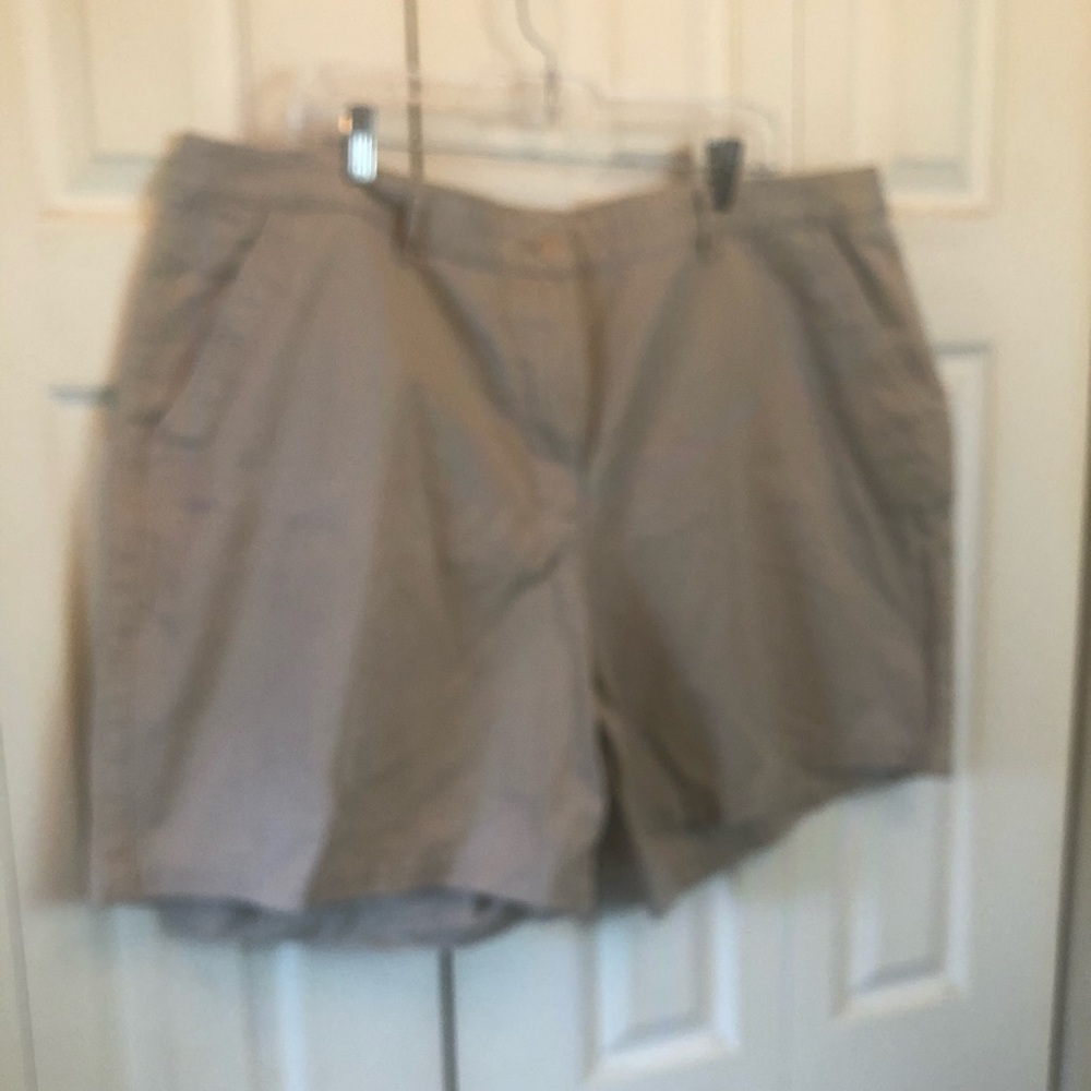 Ralph Lauren Women's Tan Bermuda Shorts
